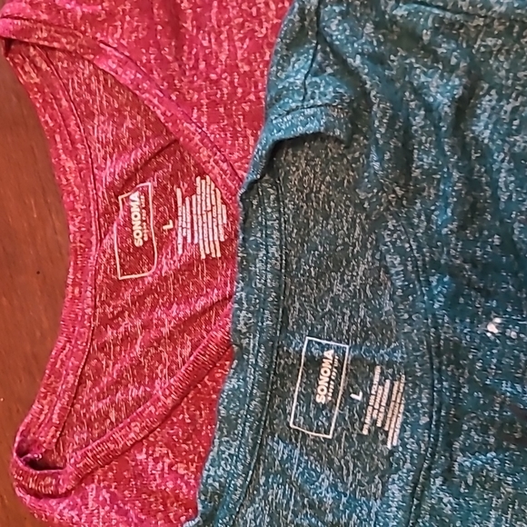 Bundle holiday sweaters - Picture 4 of 4